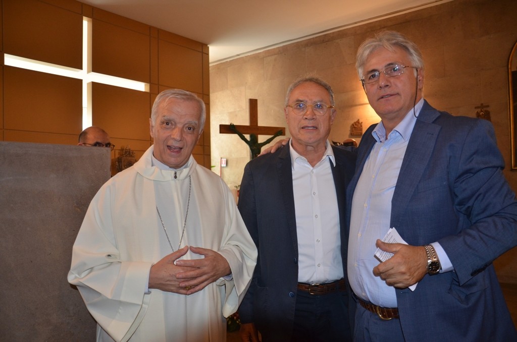 061117_DSC_3970_vescovo