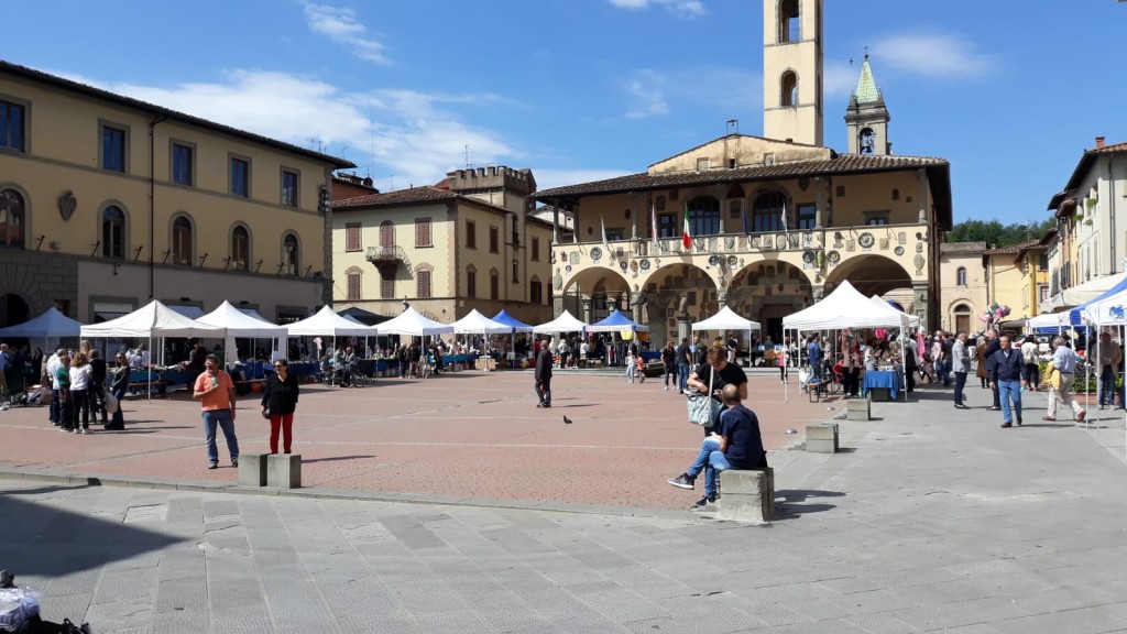 "Mercatino dei ragazzi" a San Giovanni V.no domenica 02-06-2019 